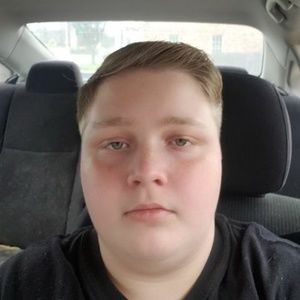 Meet your Posher, Clay